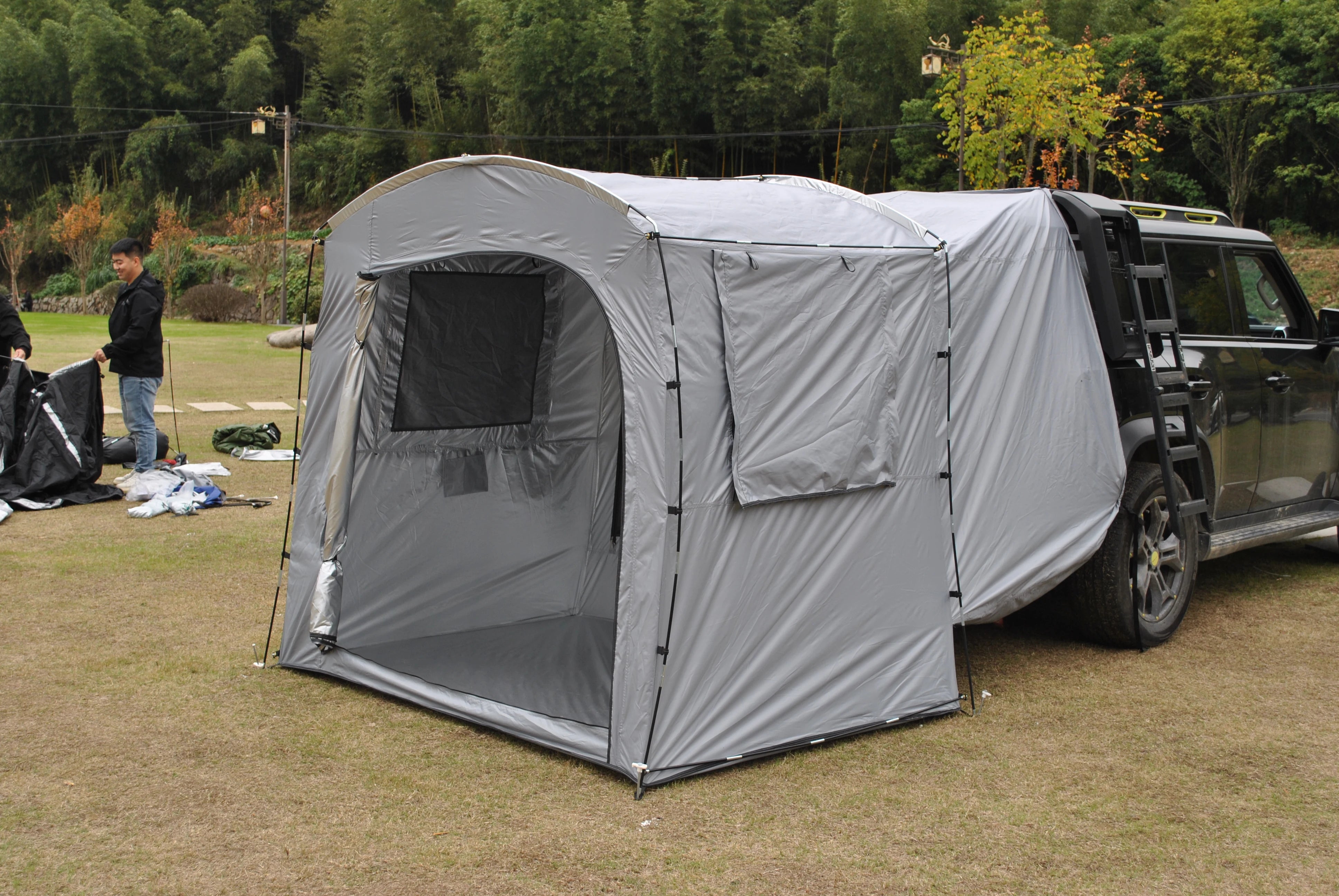 2-Person SUV Tailgate Tent Easy Setup Waterproof Outdoor Camping Van