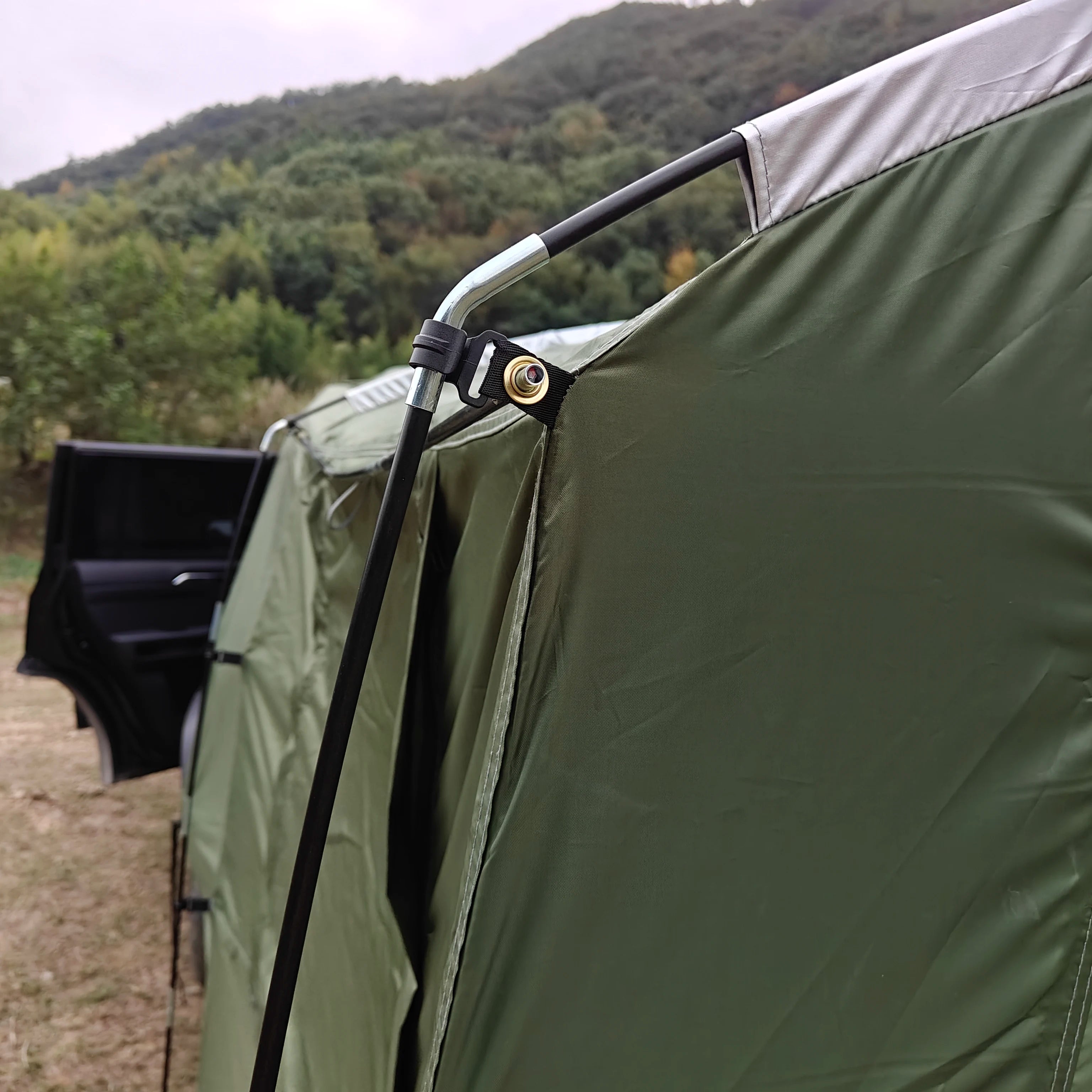 2-Person SUV Tailgate Tent Easy Setup Waterproof Outdoor Camping Van