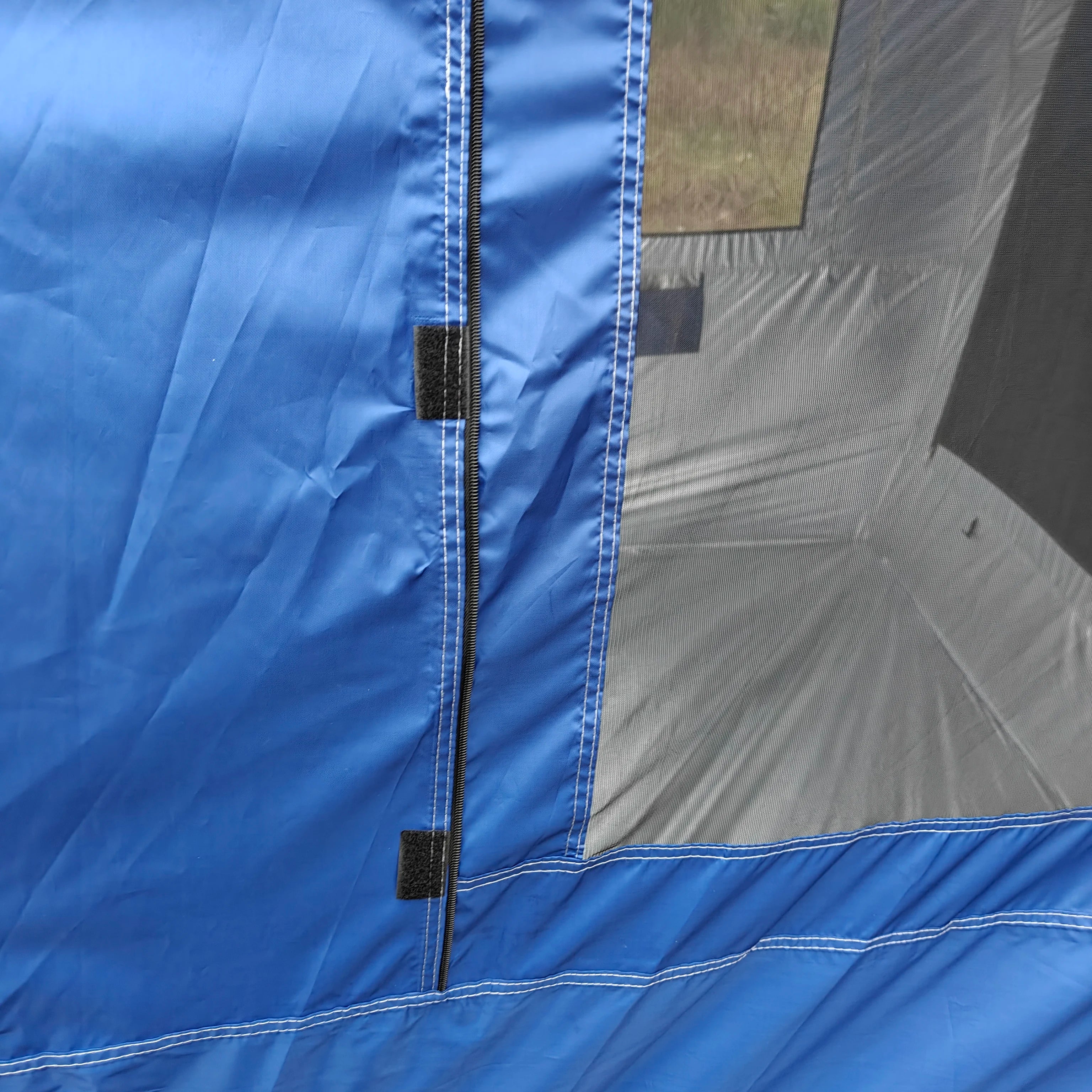 2-Person SUV Tailgate Tent Easy Setup Waterproof Outdoor Camping Van